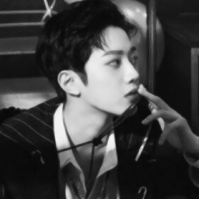 超绝!真人黑白男生头像来袭✨ 男生头像 第16张 超绝!真人黑白男生头像来袭✨ 男生头像 第16张