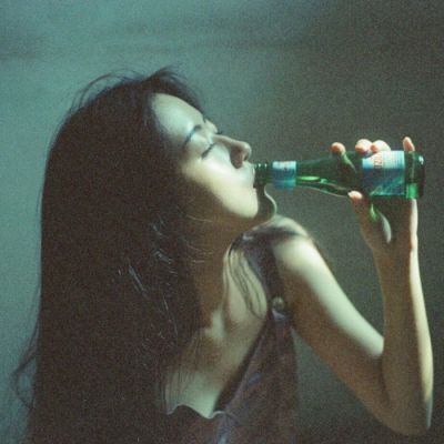 那些透着寂寞感的真人女生头像 女生头像 第10张 那些透着寂寞感的真人女生头像 女生头像 第10张