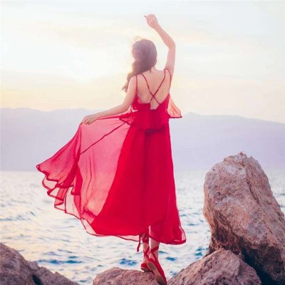 🌊绝美!海边女生背影微信头像大全 女生头像 第4张 🌊绝美!海边女生背影微信头像大全 女生头像 第4张