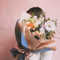绝美捧花头像女,氛围感拉满✨ 女生头像 第2张 绝美捧花头像女,氛围感拉满✨ 女生头像 第2张