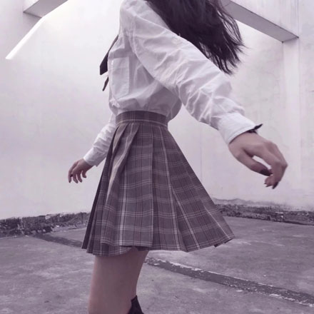超绝！不露脸真人女生头像来袭🥰 女生头像 第4张