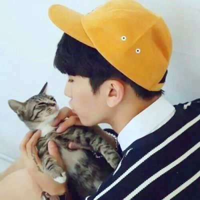 🆘被这组抱猫帅气男头像帅晕啦! 男生头像 第15张 🆘被这组抱猫帅气男头像帅晕啦! 男生头像 第15张