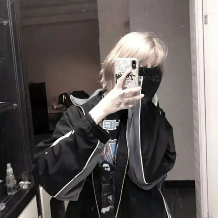 超绝！不露脸真人女生头像来袭🥰 女生头像 第8张