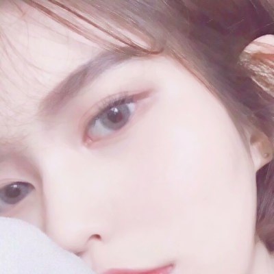 必看!时尚真人女生头像大合集✨ 女生头像 第10张 必看!时尚真人女生头像大合集✨ 女生头像 第10张