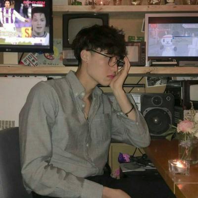 宝藏发现✨超帅男生真人微信头像大集合 男生头像 第9张 宝藏发现✨超帅男生真人微信头像大集合 男生头像 第9张