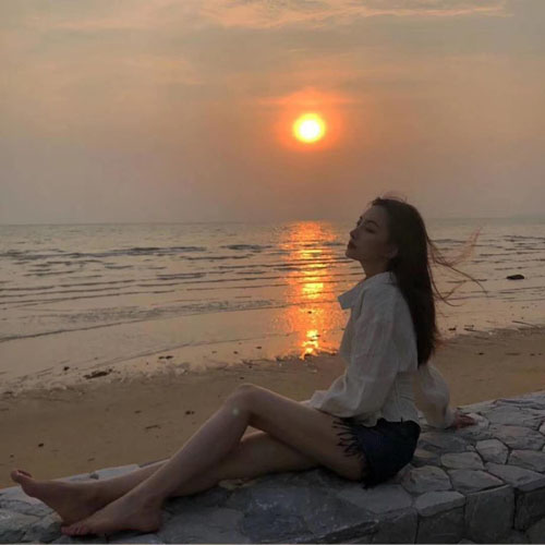 超绝！网红少女风头像来 女生头像 第1张