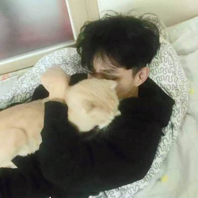 🆘被这组抱猫帅气男头像帅晕啦! 男生头像 第8张 🆘被这组抱猫帅气男头像帅晕啦! 男生头像 第8张