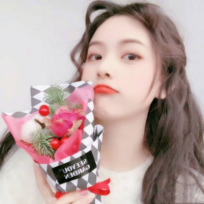 真人美女QQ头像大全，美到犯规啦✨ 女生头像 第20张