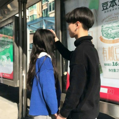头像情侣一人一半双人，超甜超有默契💕 情侣头像 第18张