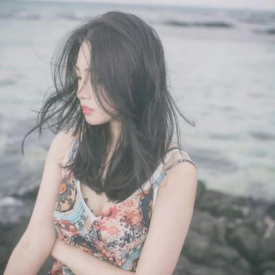 那些透着寂寞感的真人女生头像 女生头像 第2张 那些透着寂寞感的真人女生头像 女生头像 第2张