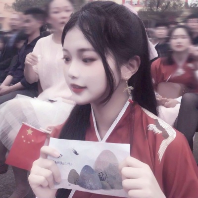 必看!时尚真人女生头像大合集✨ 女生头像 第15张 必看!时尚真人女生头像大合集✨ 女生头像 第15张