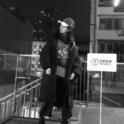 情头黑白一男一女一左一右精选集 情侣头像 第11张