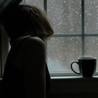 🌧️雨中氛围感拉满的女生头像大全 女生头像 第17张 🌧️雨中氛围感拉满的女生头像大全 女生头像 第17张