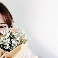 绝美捧花头像女,氛围感拉满✨ 女生头像 第11张 绝美捧花头像女,氛围感拉满✨ 女生头像 第11张