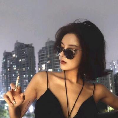 超绝!冷酷感高清女生微信头像来袭 女生头像 第1张 超绝!冷酷感高清女生微信头像来袭 女生头像 第1张