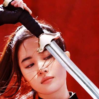 超绝!冷酷感高清女生微信头像来袭 女生头像 第14张 超绝!冷酷感高清女生微信头像来袭 女生头像 第14张