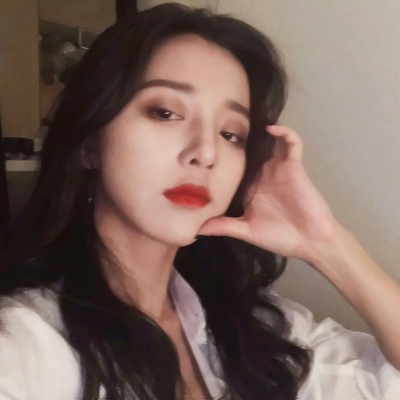 哇塞!真人霸气女生头像大集合🖼️ 女生头像 第15张 哇塞!真人霸气女生头像大集合🖼️ 女生头像 第15张