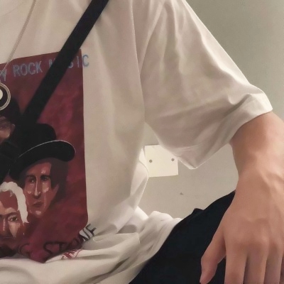 超酷！不露脸不露头的男生帅气部位头像✨ 男生头像 第26张