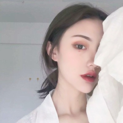 时尚气质美女微信头像来袭✨ 女生头像 第20张