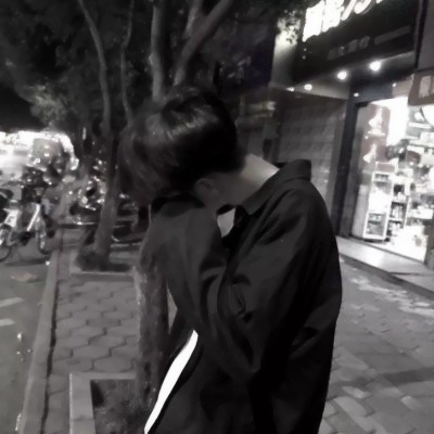 超酷的微信男生背影真人头像来袭👏 男生头像 第4张