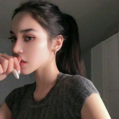 狠狠心动！安静清新气质女头✨ 女生头像 第23张