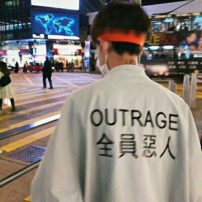 超酷的微信男生背影真人头像来袭👏 男生头像 第7张