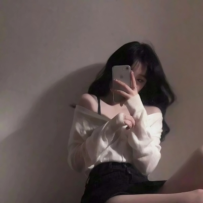 绝美真人个性气质女生高清头像来啦🥰 女生头像 第9张