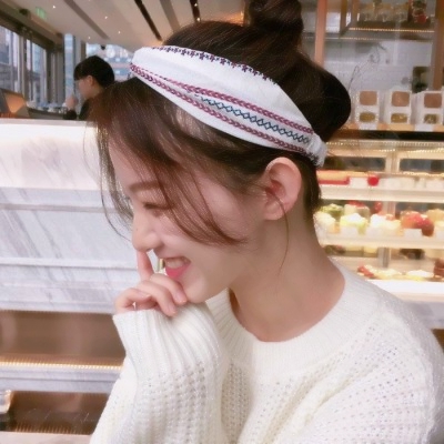 被这组高清女生侧颜头像美哭😭 女生头像 第31张
