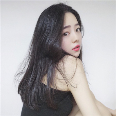 绝美露肩性感女生头像大放送✨ 女生头像 第5张