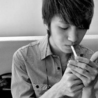 酷拽男生必备！抽烟霸气风QQ头像来袭 男生头像 第28张