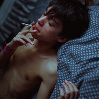 酷拽男生必备！抽烟霸气风QQ头像来袭 男生头像 第56张