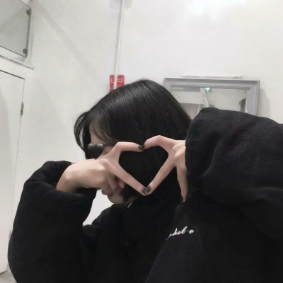 被这组QQ女生霸气头像帅到了😍 女生头像 第26张