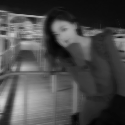 黑白模糊风女生头像来袭 女生头像 第13张