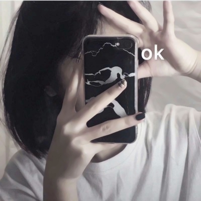 爱了!女孩拿手机挡脸图片头像合辑来袭🥳 女生头像 第26张 爱了!女孩拿手机挡脸图片头像合辑来袭🥳 女生头像 第26张