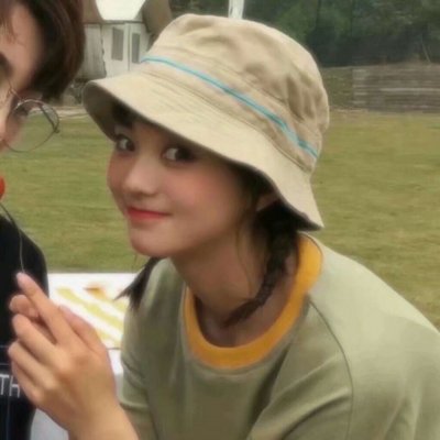 超好看的真人一左一右情侣头像😭甜哭 情侣头像 第14张 超好看的真人一左一右情侣头像😭甜哭 情侣头像 第14张