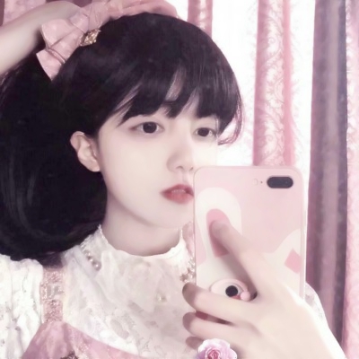 爱了!女孩拿手机挡脸图片头像合辑来袭🥳 女生头像 第20张 爱了!女孩拿手机挡脸图片头像合辑来袭🥳 女生头像 第20张