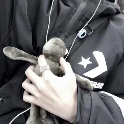 超酷！不露脸不露头的男生帅气部位头像✨ 男生头像 第15张