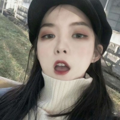 时尚气质美女微信头像来袭✨ 女生头像 第10张