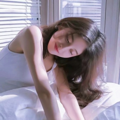 绝美真人个性气质女生高清头像来啦🥰 女生头像 第1张