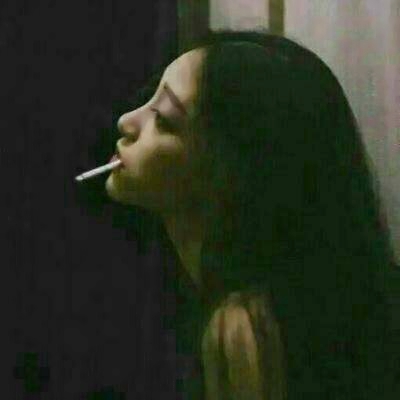 超A吸烟女生头像来袭,霸气拽酷风拉满💥 女生头像 第5张 超A吸烟女生头像来袭,霸气拽酷风拉满💥 女生头像 第5张