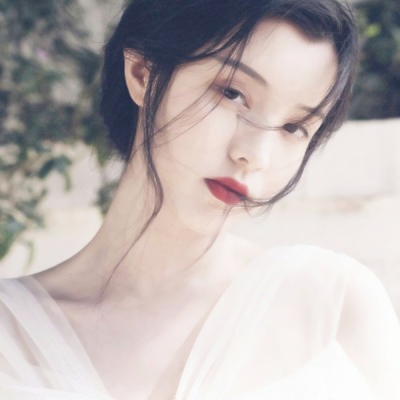 美哭！这些小姐姐头像堪称颜值天花板😍 女生头像 第20张