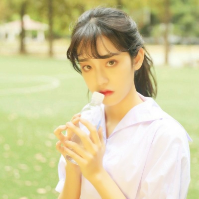 美哭！这些小姐姐头像堪称颜值天花板😍 女生头像 第12张