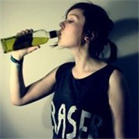 冷淡风伤感喝酒女生头像来袭🥀 女生头像 第14张