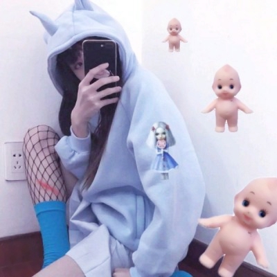 被这组短裙部位女生头像美哭啦🥰 女生头像 第18张
