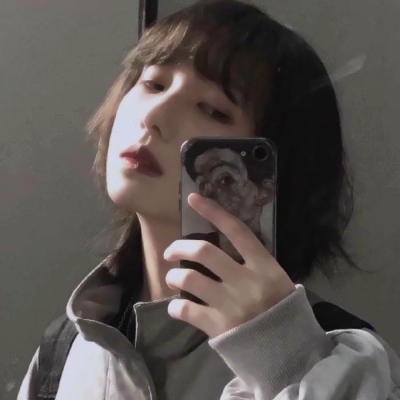 被这组QQ女生霸气头像帅到了😍 女生头像 第13张