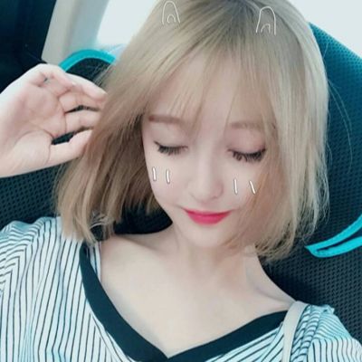 酷飒来袭！霸气短发女生头像大全💥 女生头像 第15张