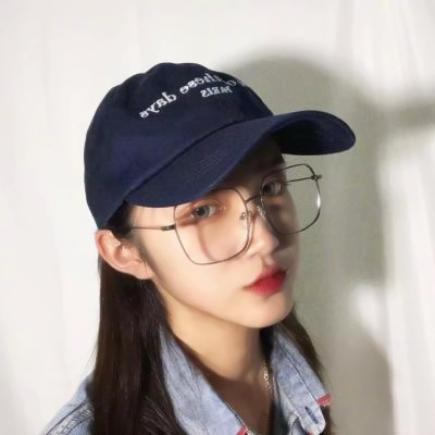 超赞!戴眼镜头像女生图片大放送👓 女生头像 第6张 超赞!戴眼镜头像女生图片大放送👓 女生头像 第6张