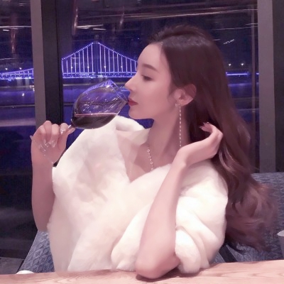 绝了!超骚气超性感的美女头像😍 女生头像 第4张 绝了!超骚气超性感的美女头像😍 女生头像 第4张