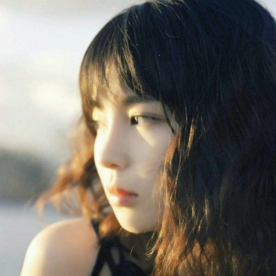狠狠心动！安静清新气质女头✨ 女生头像 第3张