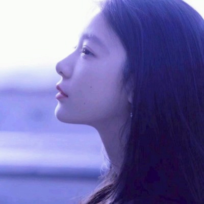 谁能拒绝淡蓝色调的女生头像啊💙 女生头像 第2张